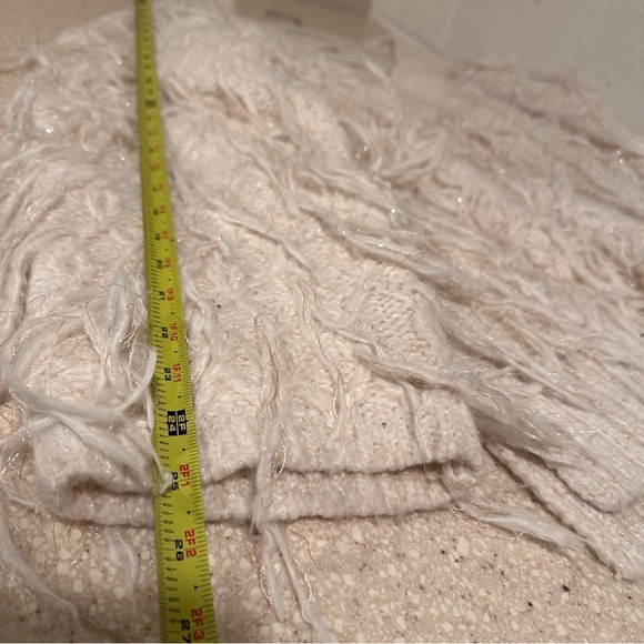 Anthropologie Fringed Pullover Knit Sweater Sequin Fringe in Ivory Large EUC - Picture 15 of 16